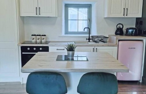 Dungarvan Cabin | Willowtree Lodge