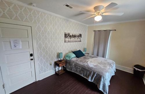 Sunset Park House | Wilmington Classic Next To Downtown