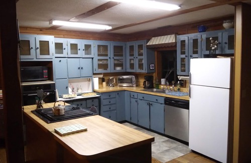 Heber Springs House | Wilson Ranch Log Cabin getaway retreat