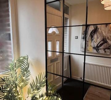 Shirley Apartment | Wilton Retreat- Hot tub, Pool table, Parking