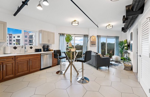 Wilton Manors Apartment | Wilton River Suites (Adults Only)