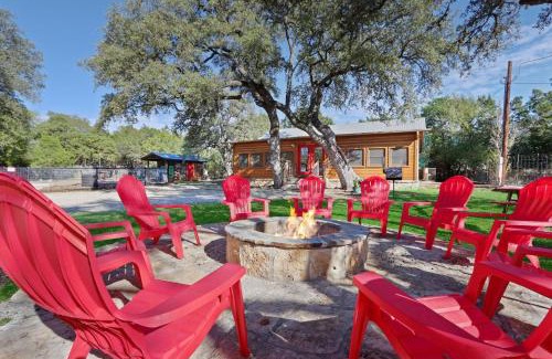 Wimberley House | Wimberley Log Cabins Resort and Suites- Reunion Cabin