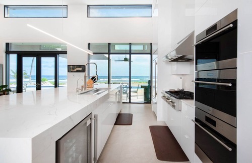 East End House | Wind Upon the Waves by Grand Cayman Villas