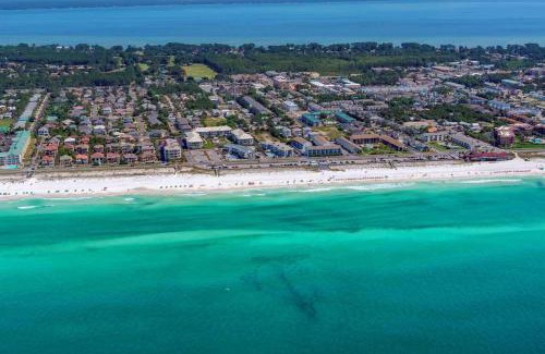 Miramar Beach House | Windancer 111