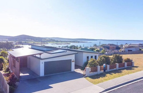 St Helens House | Windbourne House The Ultimate Base