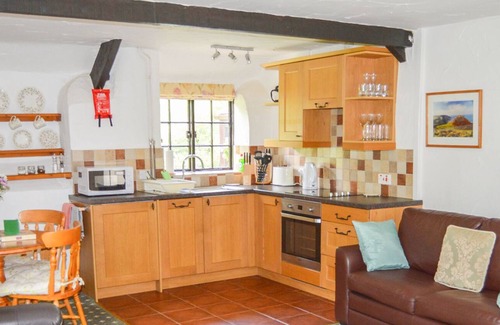 Hartland Cottage | WINDBURY COTTAGE, pet friendly, character holiday cottage in Hartland