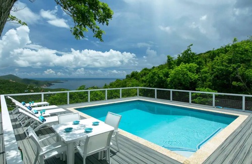 Estate Bellevue Villa | Windchime Villa - Renovated Private Villa with Gorgeous Views & Pool - Sleeps 10