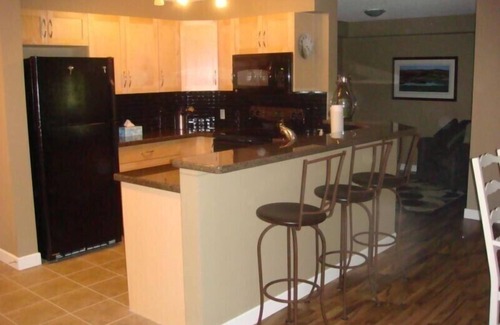 East Kootenay Condo | Windermere Point 2br Lakeview Condo - Invermere