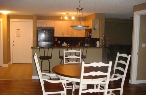 East Kootenay Condo | Windermere Point 2br Lakeview Condo - Invermere
