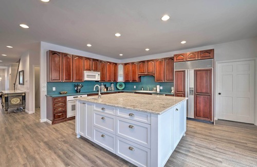 Windham House | 'Windham Manor' on 45 Acres - 5 Mi. to Ski Resort!