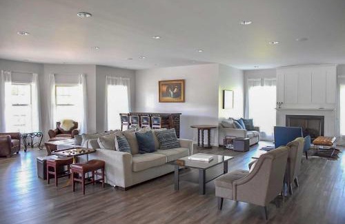 Windham House | Windham Manor on 45 Acres - 5 Mi to Ski Resort!