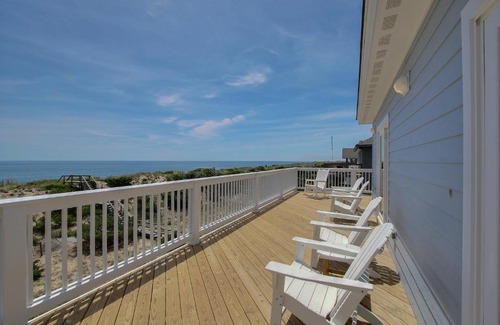 Avon House | Windhaven #77-1