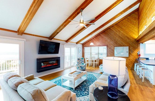 Avon House | Windhaven #77-1