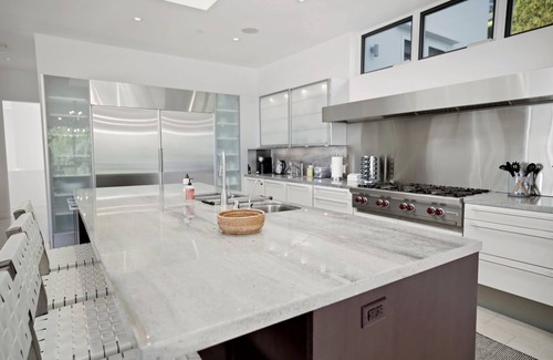 Central Malibu Villa | Winding Way - Modern Malibu Masterpiece With Unobstructed Ocean Views