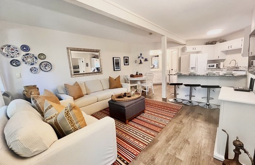Fontana Condo | Windmill Cottage at Abbey Springs | Lake, Shopping & Eateries!