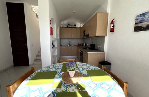 Albufeira Apartment | Windmill Hill, Fantastic 1 bedroom apartment, great sea views, A/C, 3 terraces.
