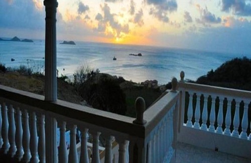 Hillsborough Apartment | Windmill Villa
