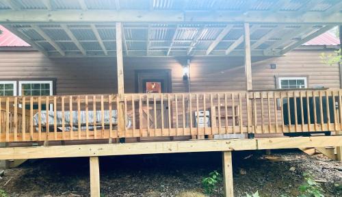 Ashley Oaks House | windrock ridge - Liahn