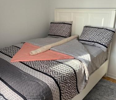 Windsor Apartment | Windsor Airport Room Accommodation