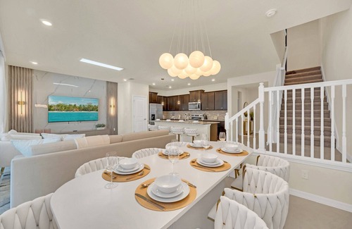 Four Corners House | Windsor Cay 97 - Five Bedroom House, Sleeps 11