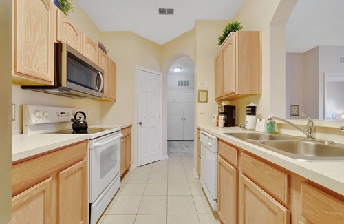 Windsor Hills Condo | Windsor Hills Condo - Closest to the pool! - 10 minutes from Disney