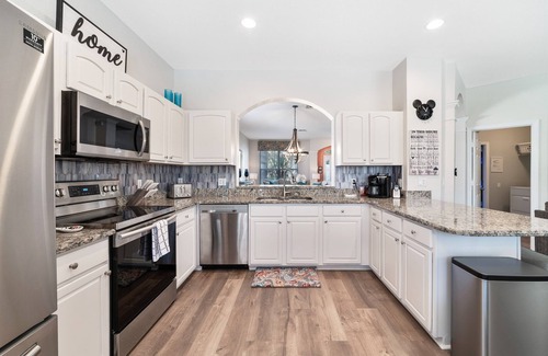 Windsor Hills House | Windsor Hills - NEW Fully renovated with FREE pool heat -Disney|6bed-4bath
