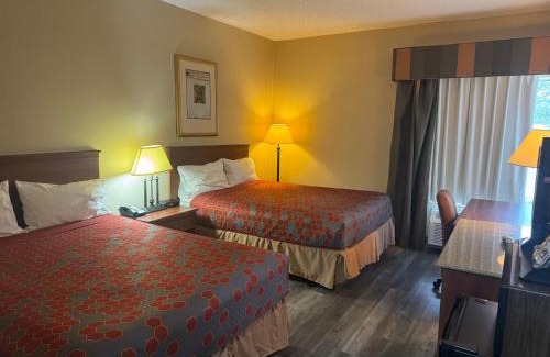 Dodge City Hotel | Windsor Inn & Suites