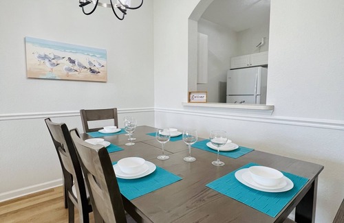 Windsor Palms Condo | Windsor Palms Resort Free wifi long size pool 3 miles to Disney new listing!