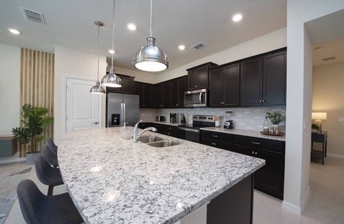 Davenport House | WindsorIsland 5Bed 4.5Bath close to clubhouse