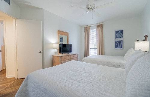 Orange Beach Condo | Windward Pointe 205 | Newly Remodeled Direct Beachfront