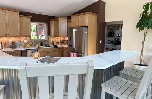 Palisade House | Wine Country Escape - 3 BR/2 BA Retreat - Orchard, Mountain Views & Large Patio