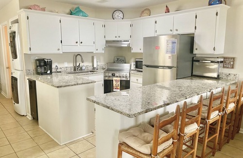 Holden Beach House | "Wine Down"-Oceanfront Duplex-4 Bedroom/3 Bathrooms and Swim Spa seats 9 people