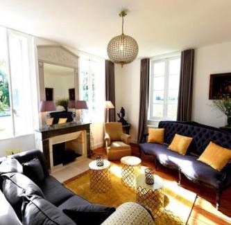 Libourne House | Wine Estate with Private Pool, Near River, Saint-Émilion