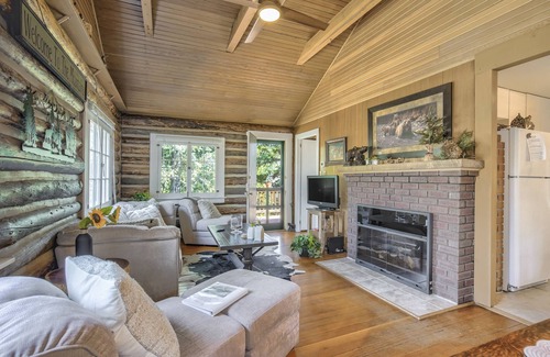 Cascade-Chipita Park House | Wine Gazebo