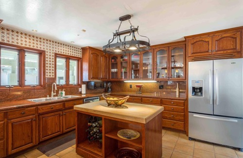Fallbrook House | Wine in Doubt, Catch a Red I - Active Winery Home