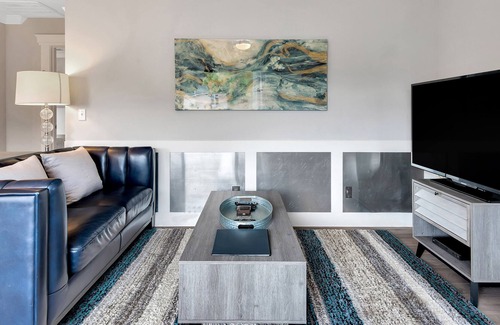Paso Robles House | WINE & SHINE-The Westside Cottages 2 Bed/1 Bath