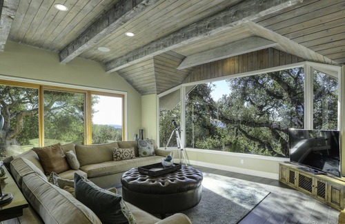 San Luis Obispo House | Wine to Waves A Scenic Beauty Edna Valley Home