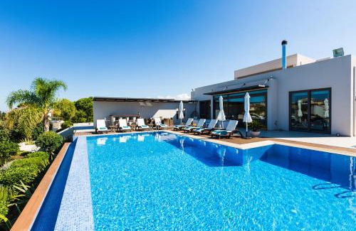 Platanias Town Villa | Winehill Villa