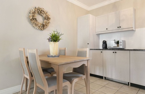 Stellenbosch Villa | Winelands Golf Lodges 37