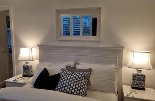 Red Hill Other | Winemakers Cottage, Winemakers Cottage - vineyard views