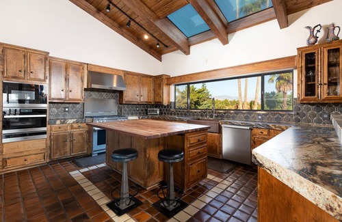 Santa Ynez House | Wineries with views in Santa Ynez