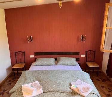 Damchkhreula House | Winery & Brewery - Family Guesthouse "Villa Rbona"