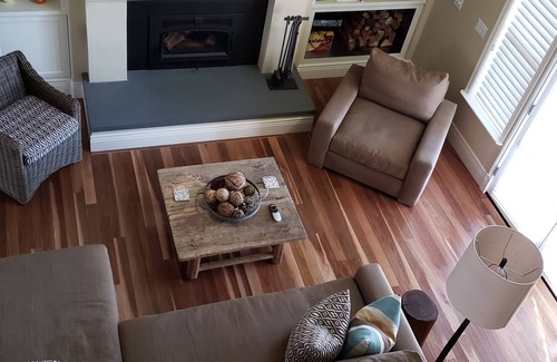 Kelseyville House | Winery Stay in Luxury Vintner's Residence overlooking Boatique Winery Estate