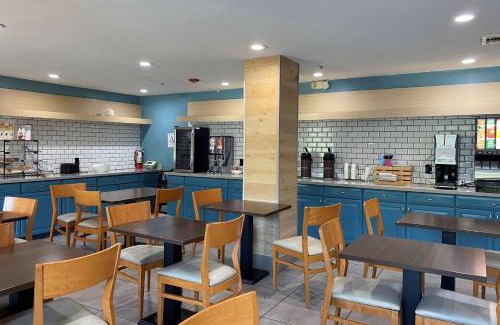 Chandler Hotel | Wingate by Wyndham Chandler Phoenix