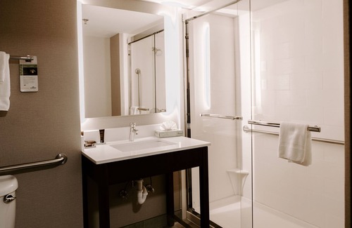 Chantilly Hotel | Wingate by Wyndham Chantilly/Dulles Airport