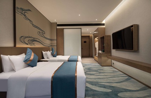 Echeng District Hotel | Wingate by Wyndham Ezhou Airport