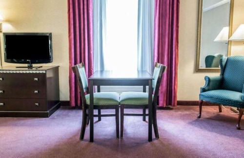 Grove City Hotel | Wingate by Wyndham Grove City