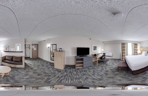 Highlands Hotel | Wingate by Wyndham Lincoln Airport East I-80