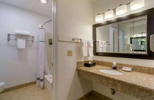 Mount Vernon Hotel | Wingate by Wyndham Mount Vernon