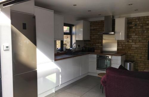 Tudor Apartment | Wingfield Garden Suite